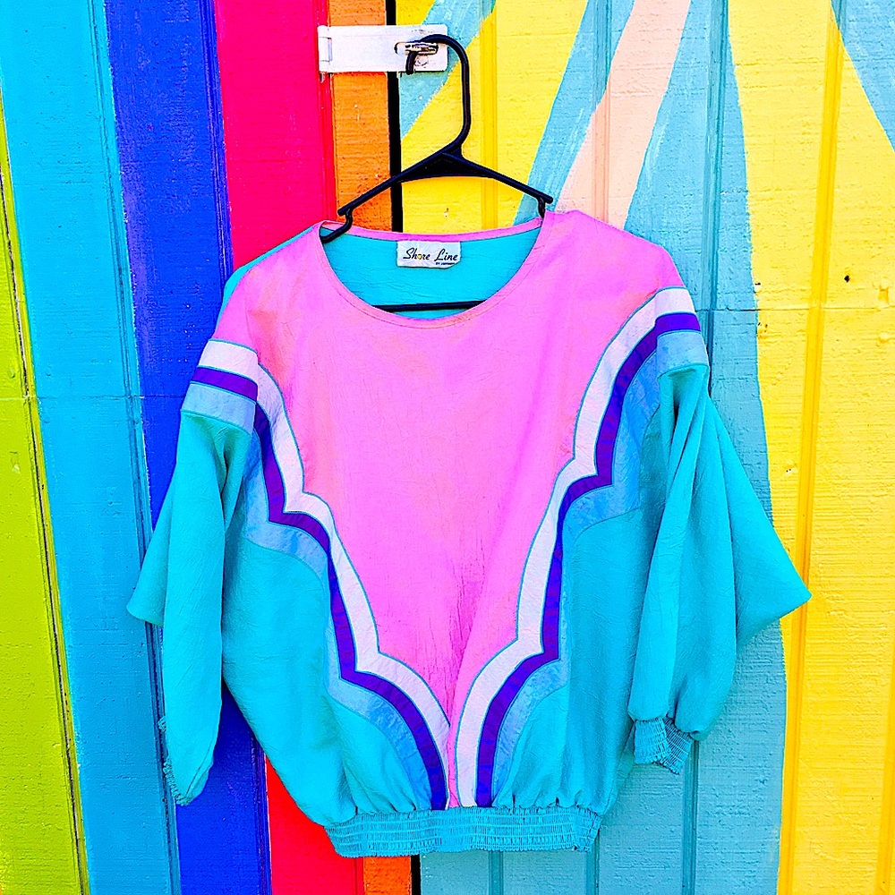 RARE VINTAGE 90s PASTEL MID-SLEEVE WINDBREAKER TOP